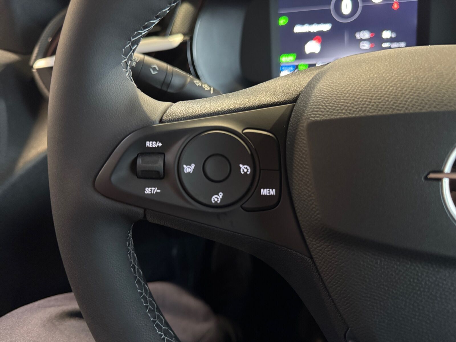 Rød Opel Corsa-e fra 2024