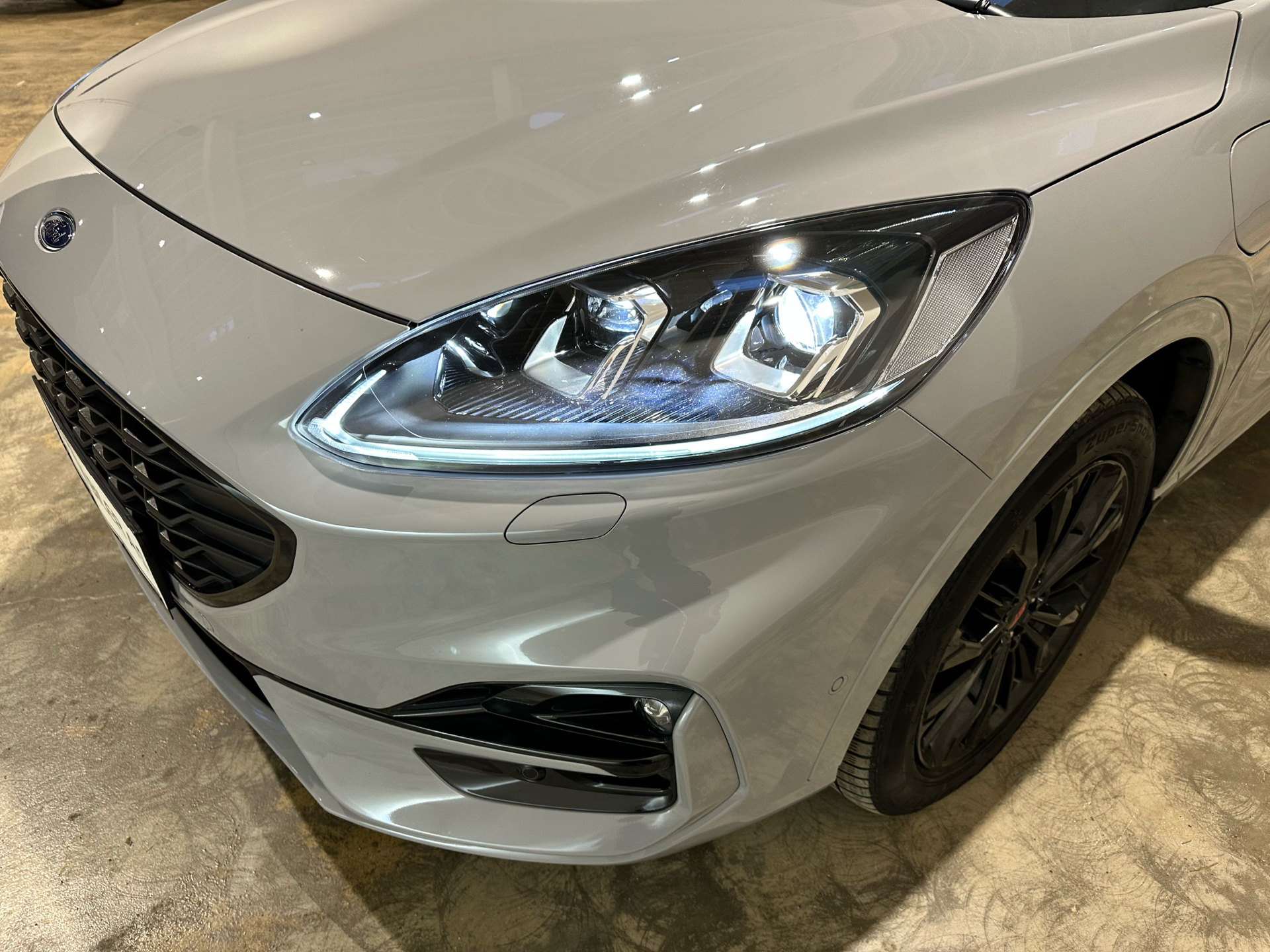 Ford Kuga 2,5 Plugin-hybrid Graphite Tech CVT 225HK 5d Trinl. Gear