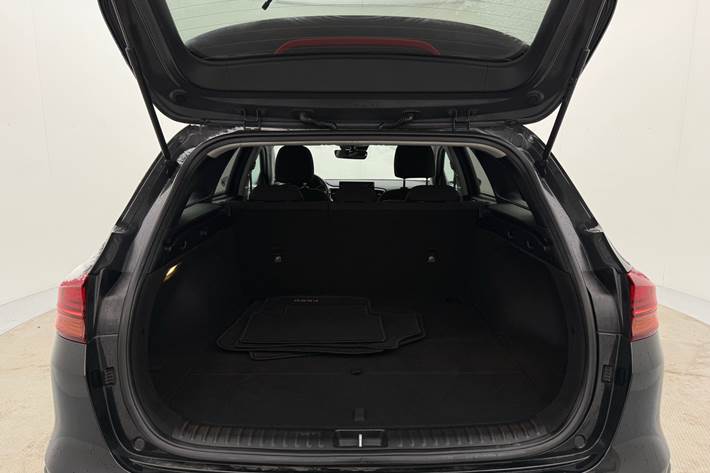 Sort Kia Ceed fra 2023