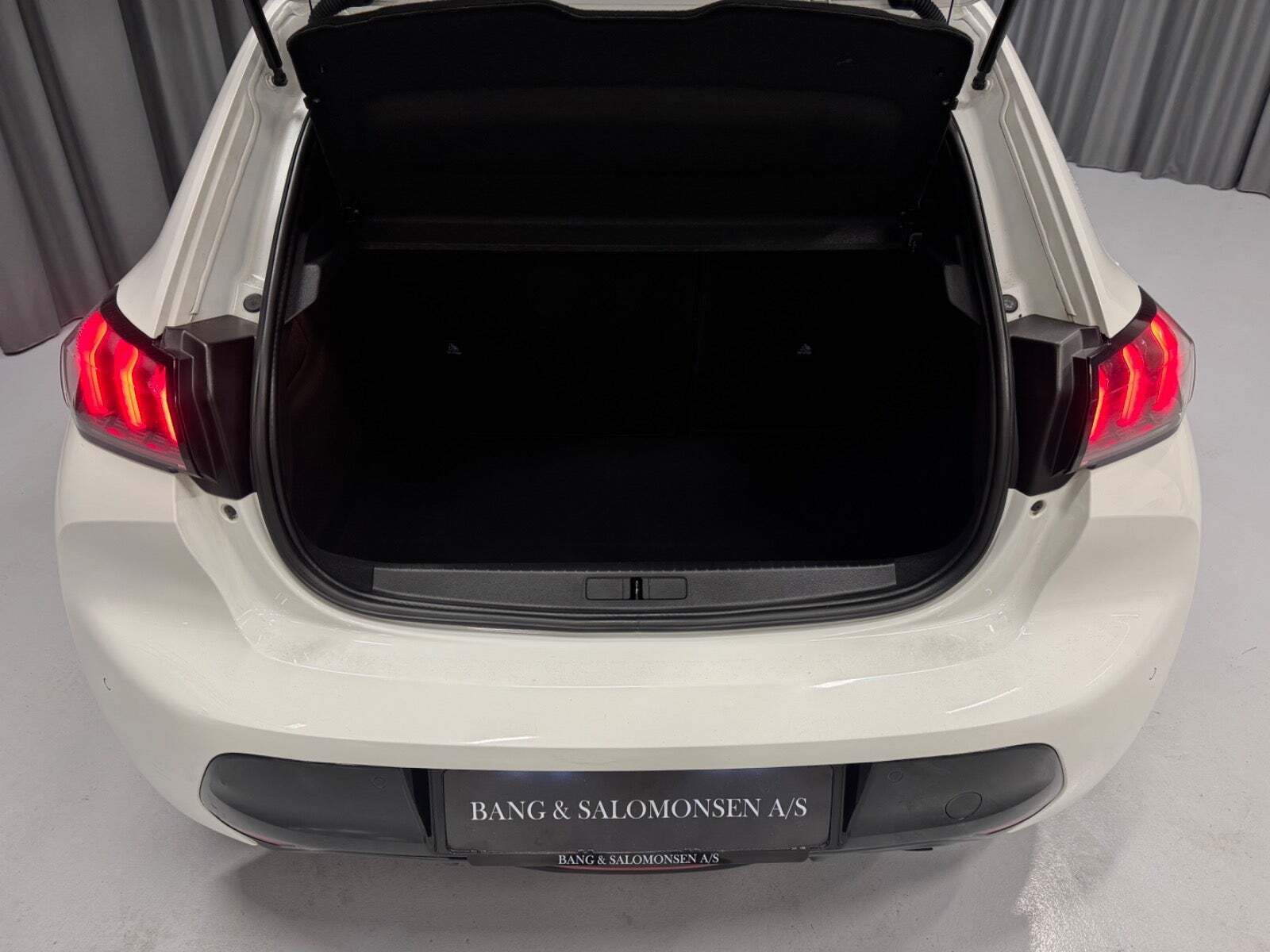 Peugeot 208 1,5 BlueHDi 100 Allure Sky