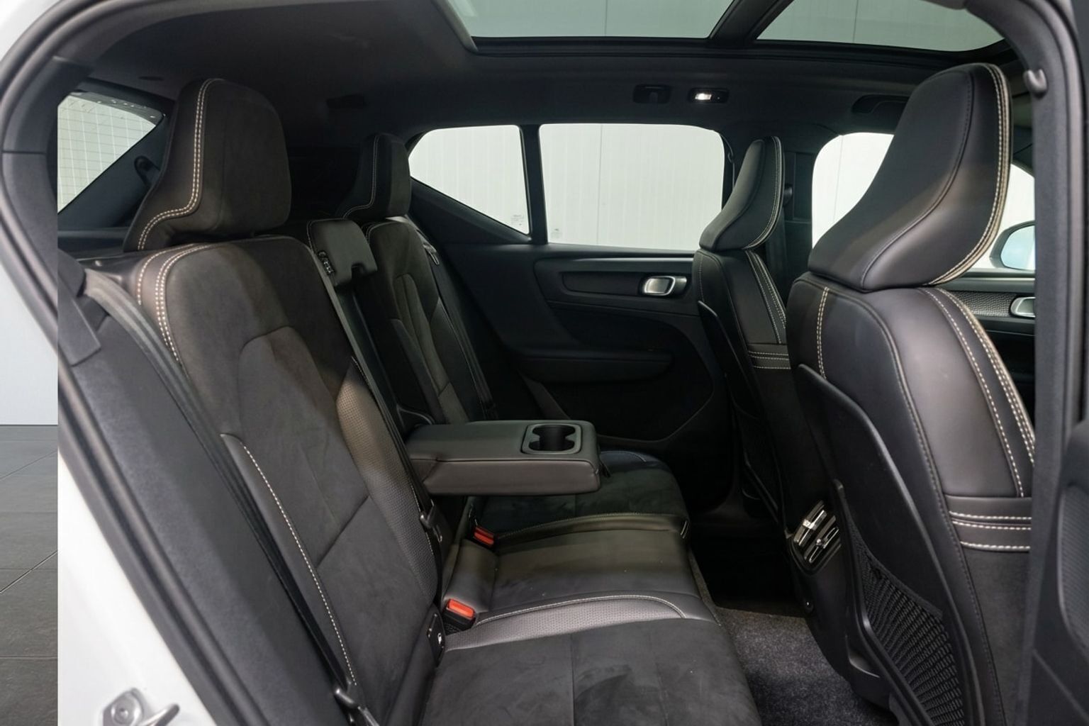 Hvid Volvo XC40 fra 2020