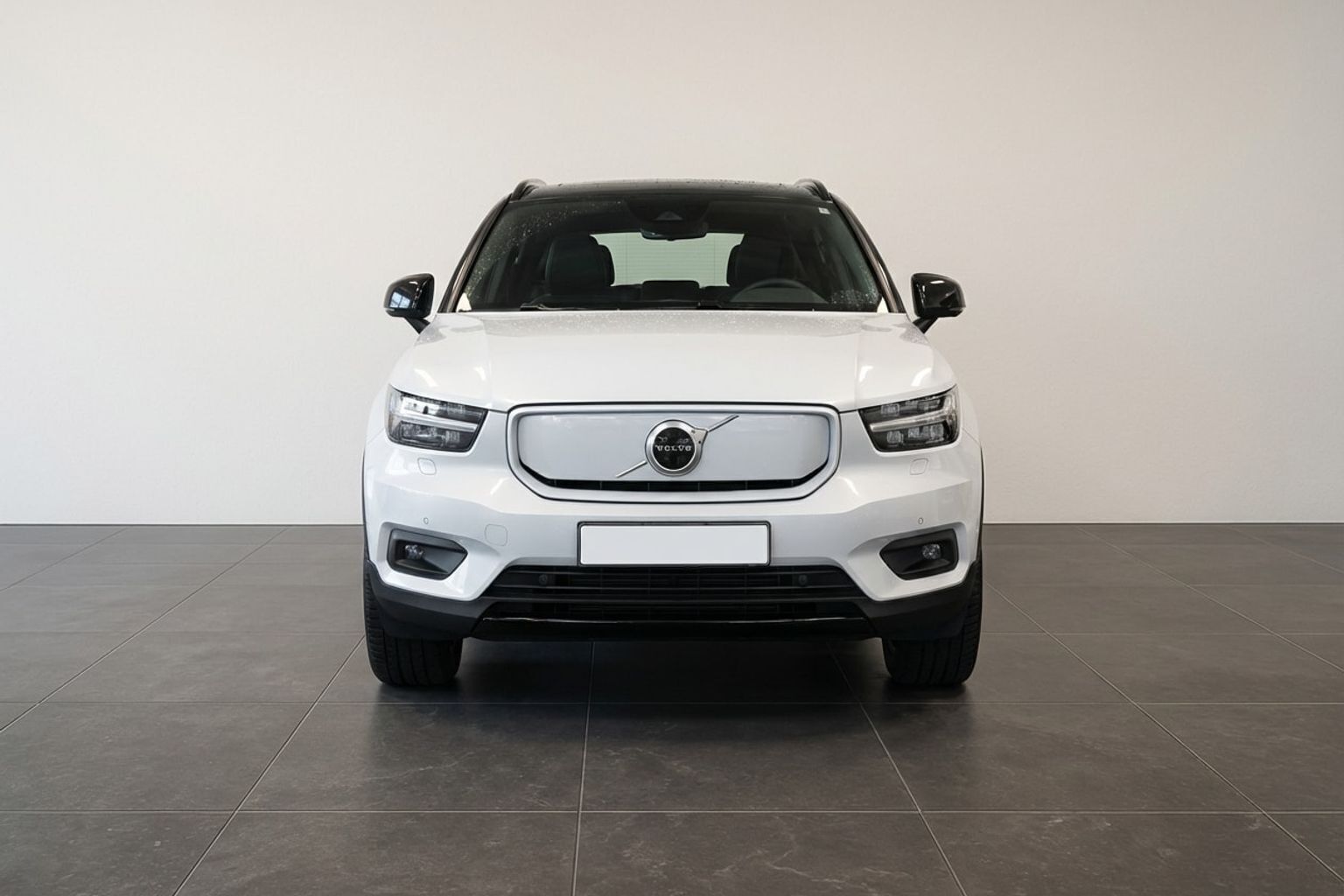 Volvo XC40 P8 Recharge Twin R-design AWD 408HK 5d Aut.