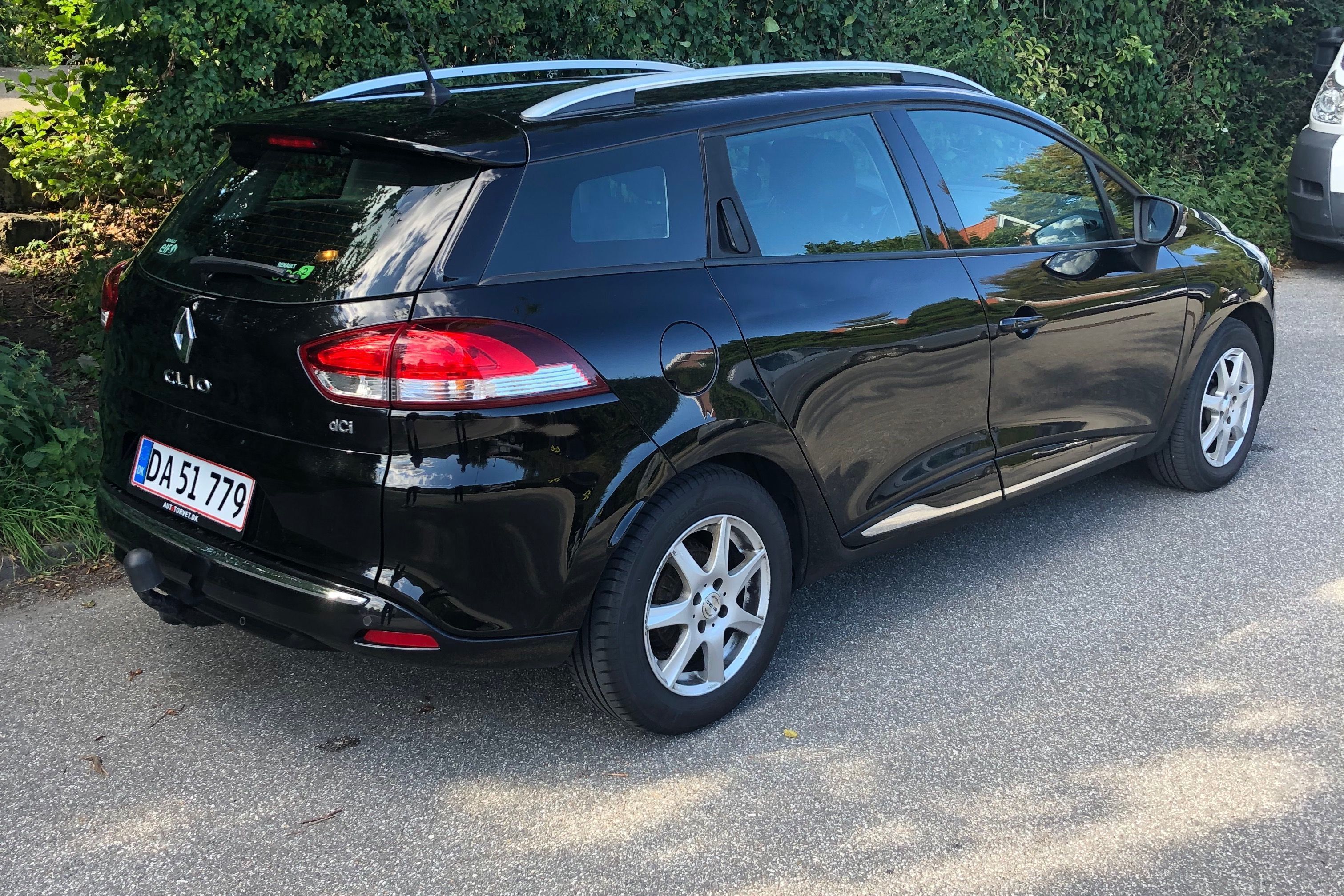 Sort Renault Ny Clio fra 2016