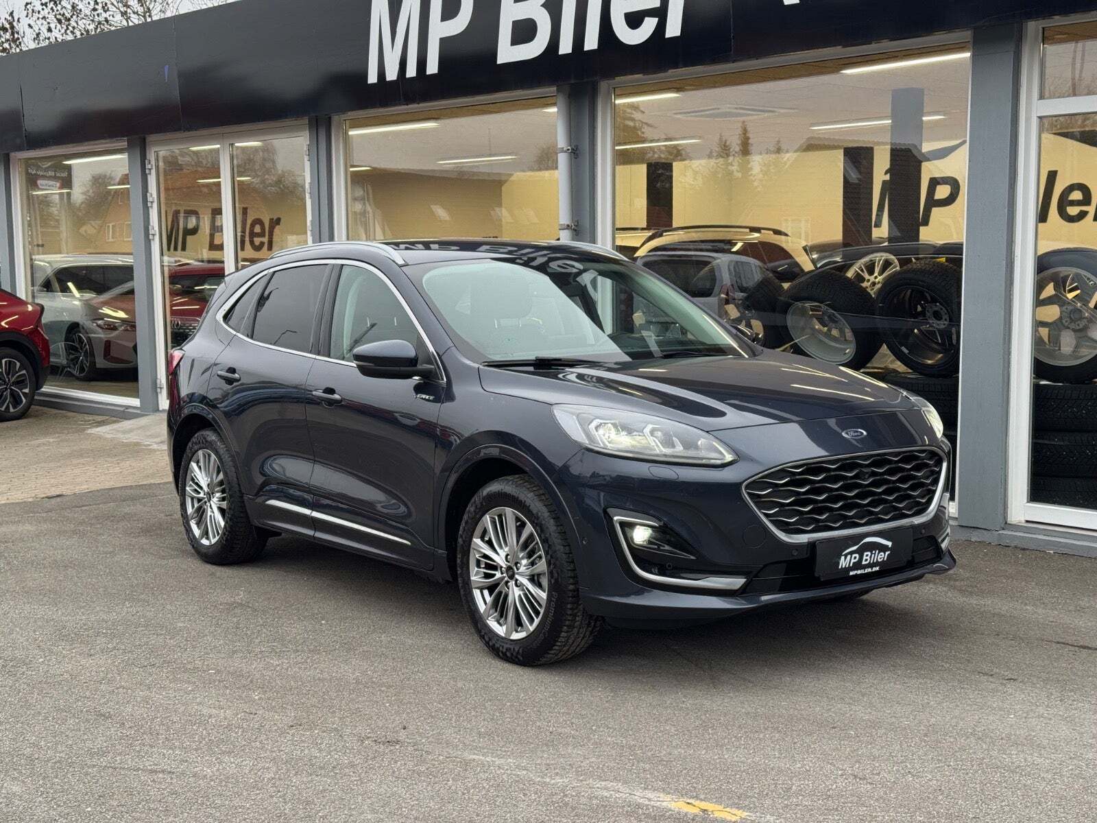 Ford Kuga 2,5 PHEV Vignale CVT