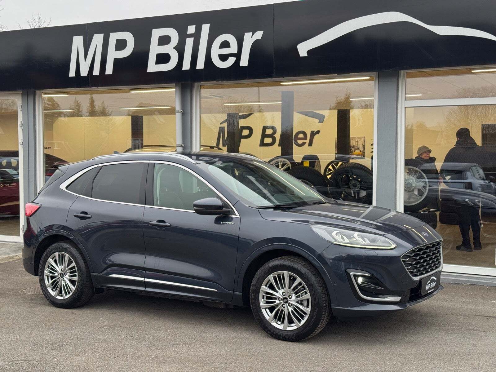 Ford Kuga 2,5 PHEV Vignale CVT