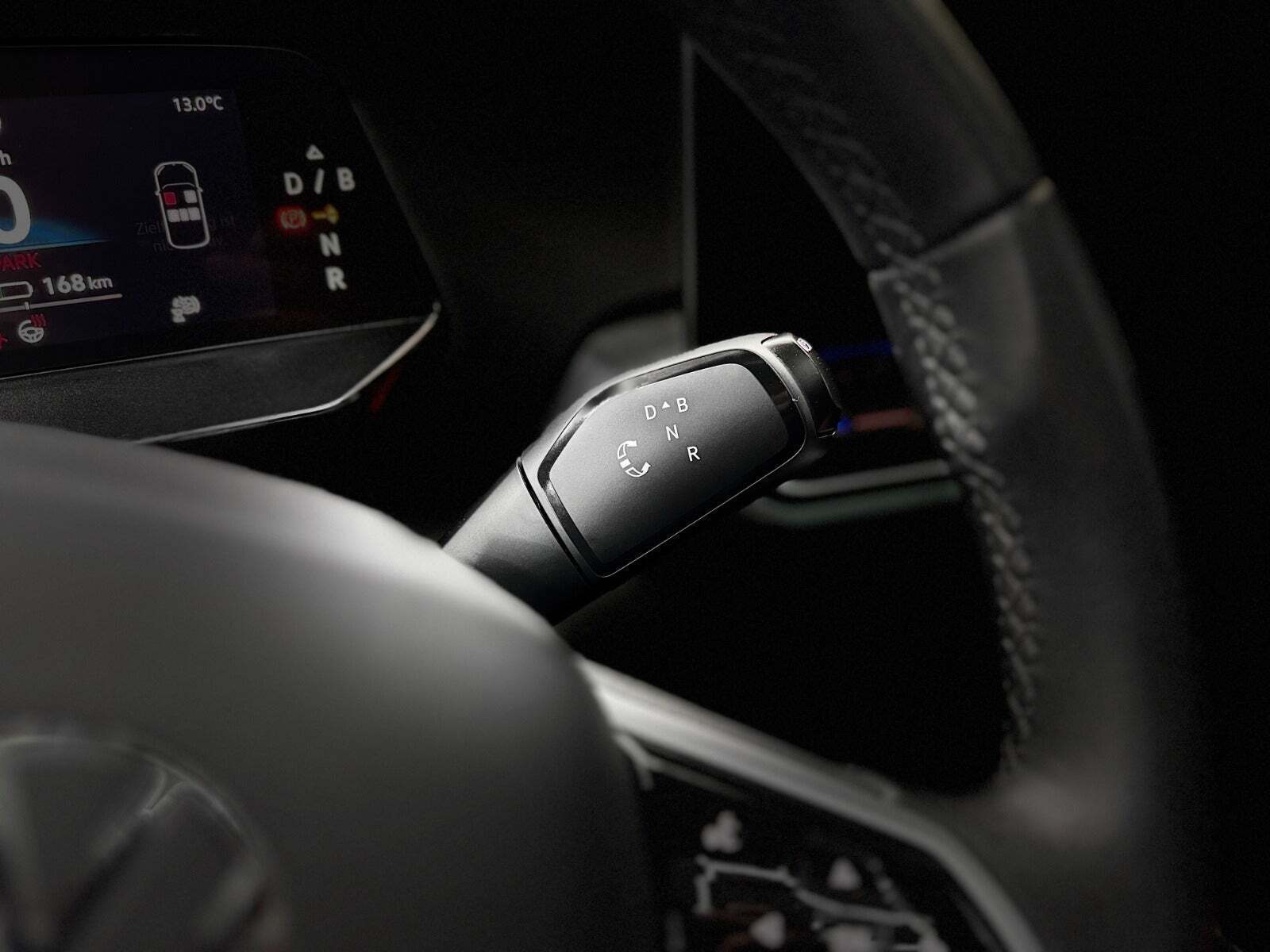 Grå VW ID.4 fra 2025