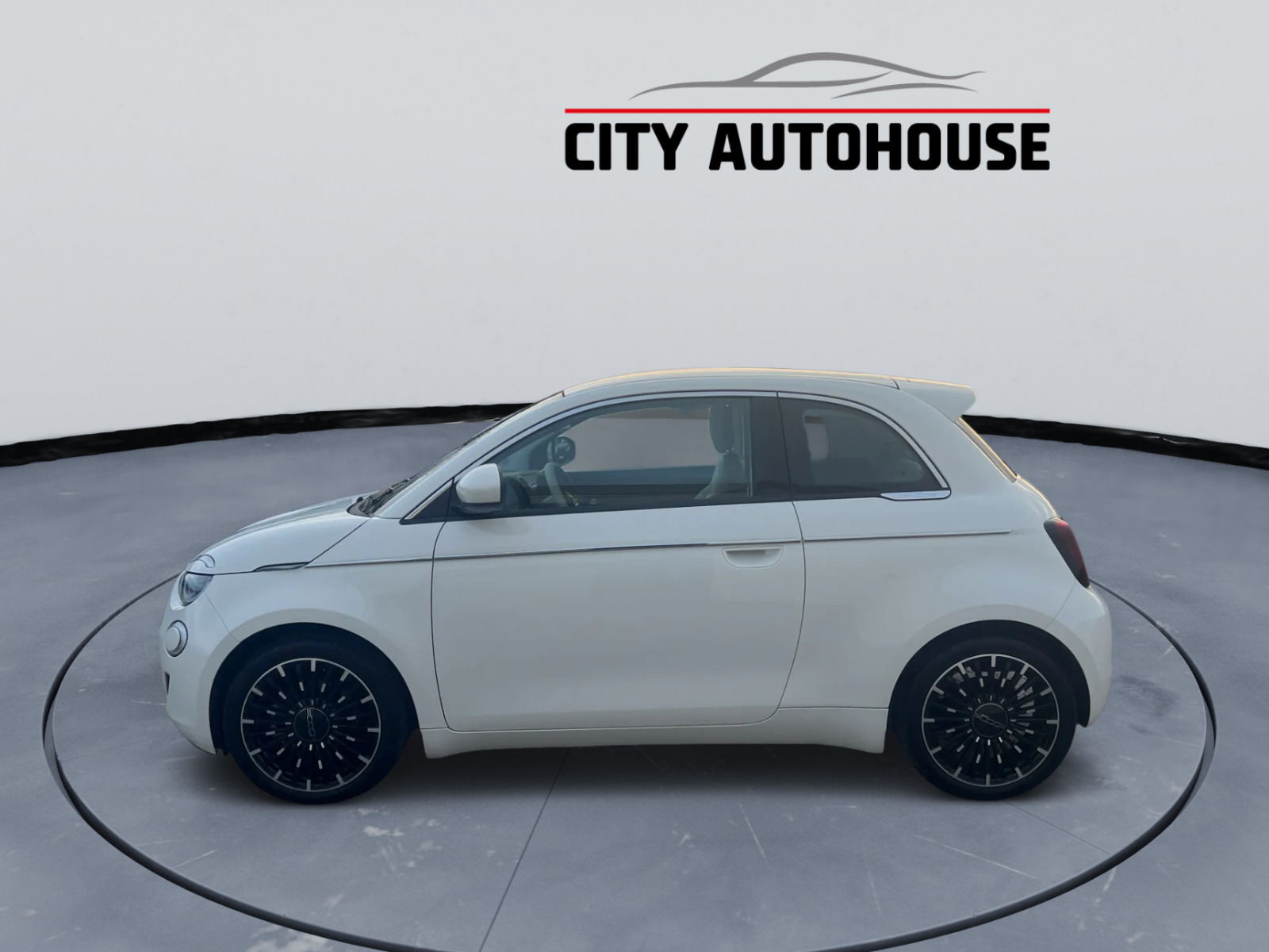 Fiat 500e 42 la Prima by Bocelli 3+1
