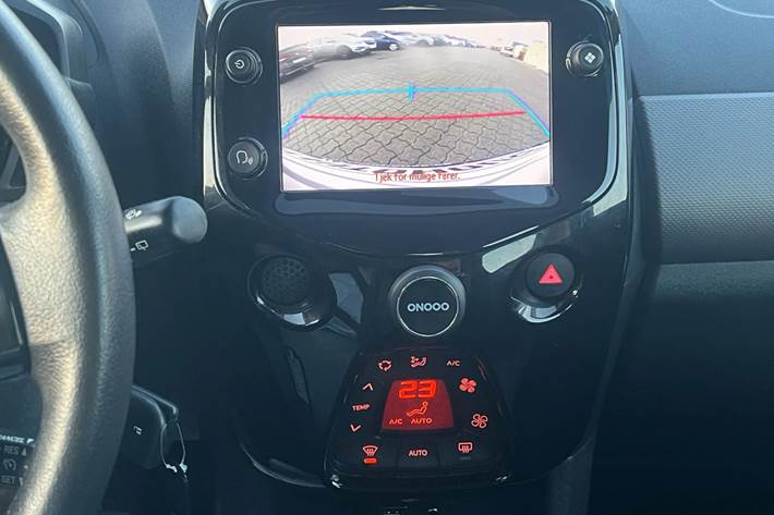 Blå Peugeot 108 fra 2021