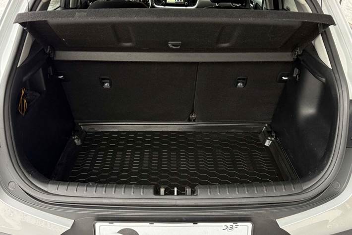 Sølv Kia Stonic fra 2018