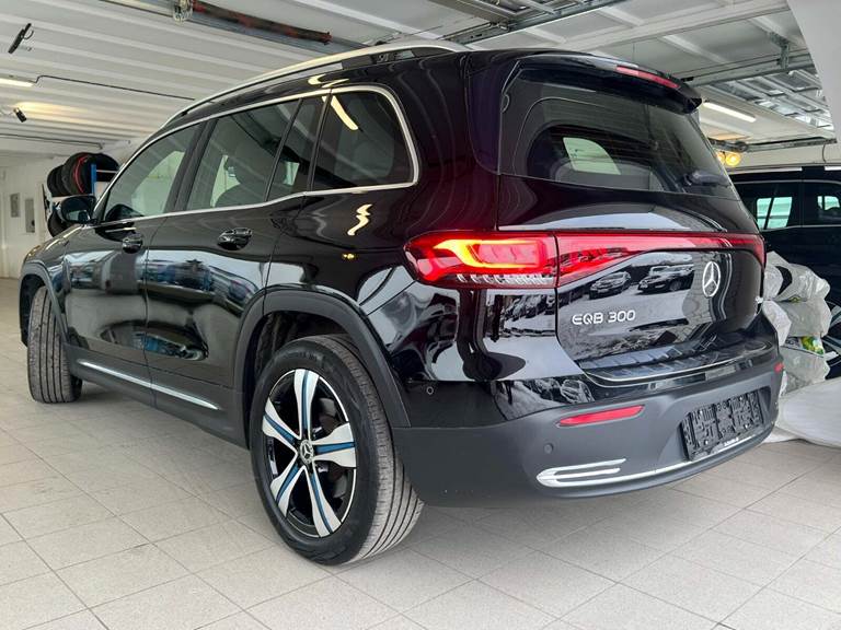 Mercedes EQB300 4Matic