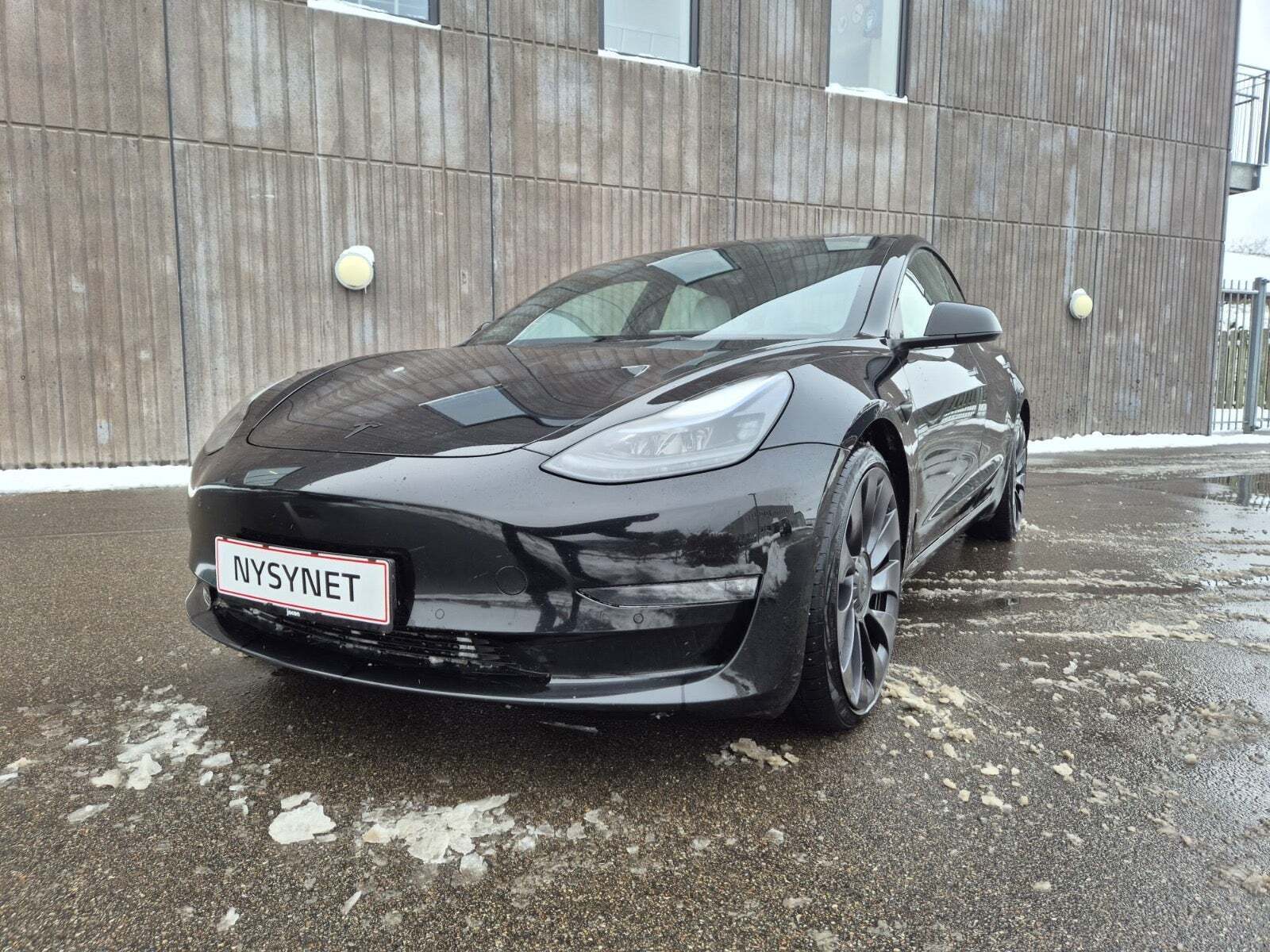Tesla Model 3 Performance AWD