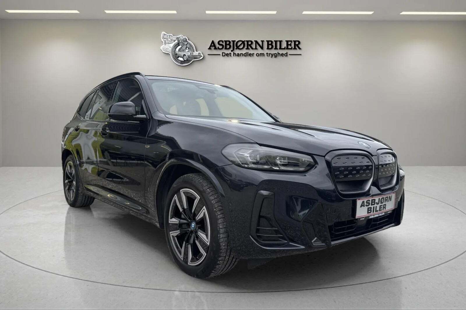 BMW iX3 Charged M-Sport