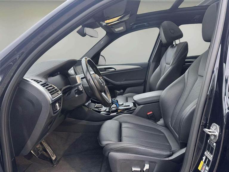 BMW iX3 Charged M-Sport