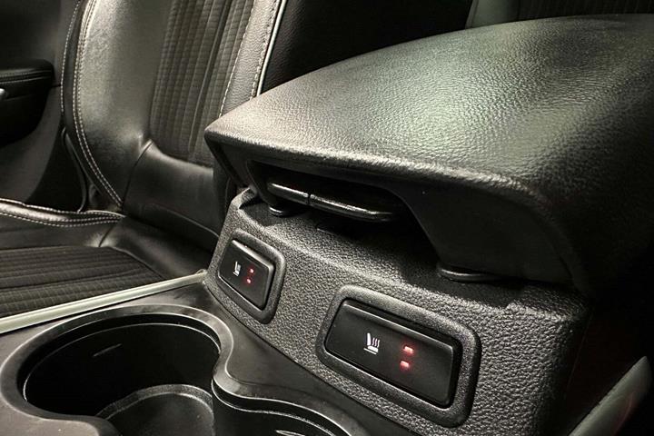 Grå Renault Kadjar fra 2018