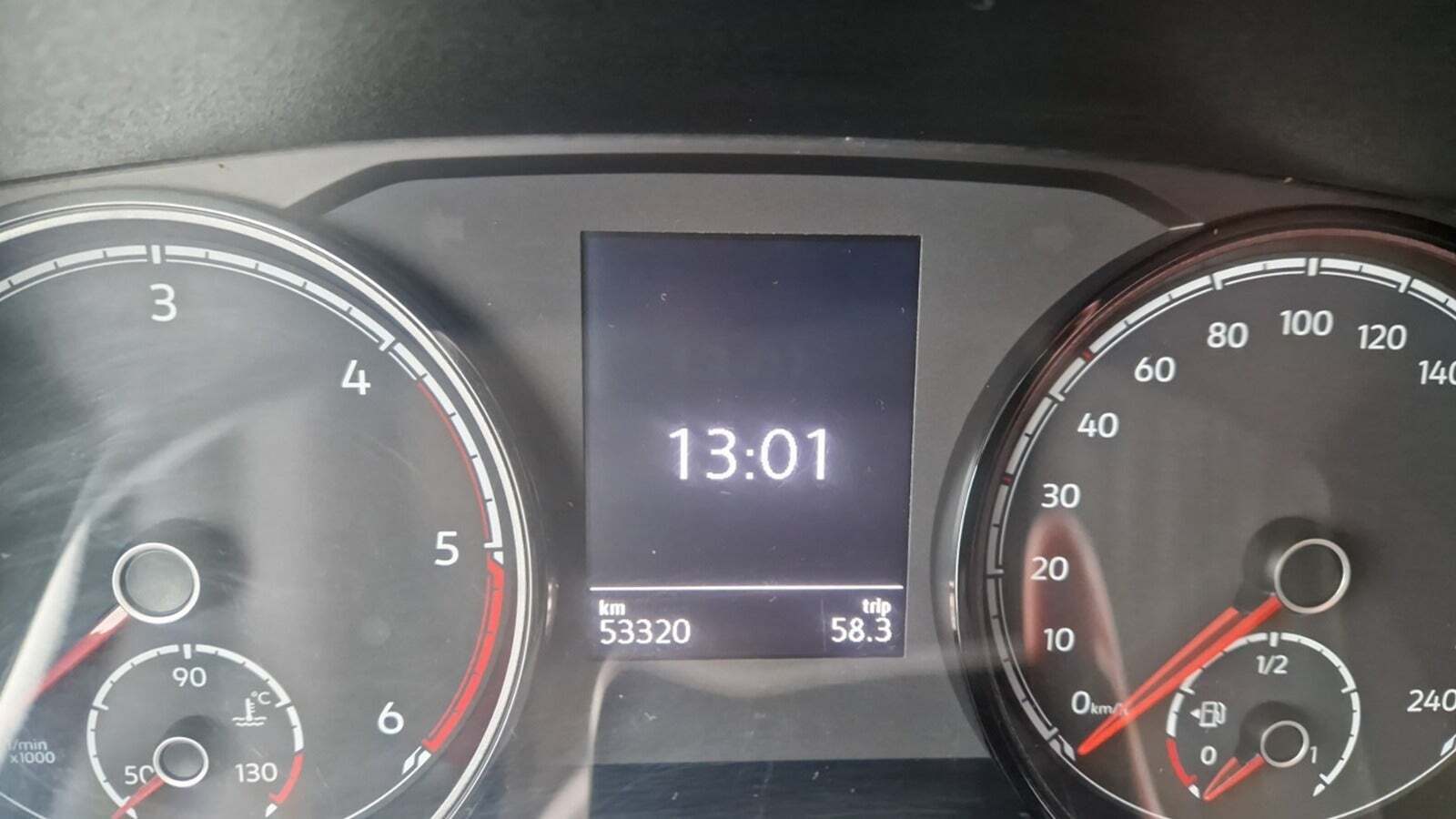 Rød VW Transporter fra 2022