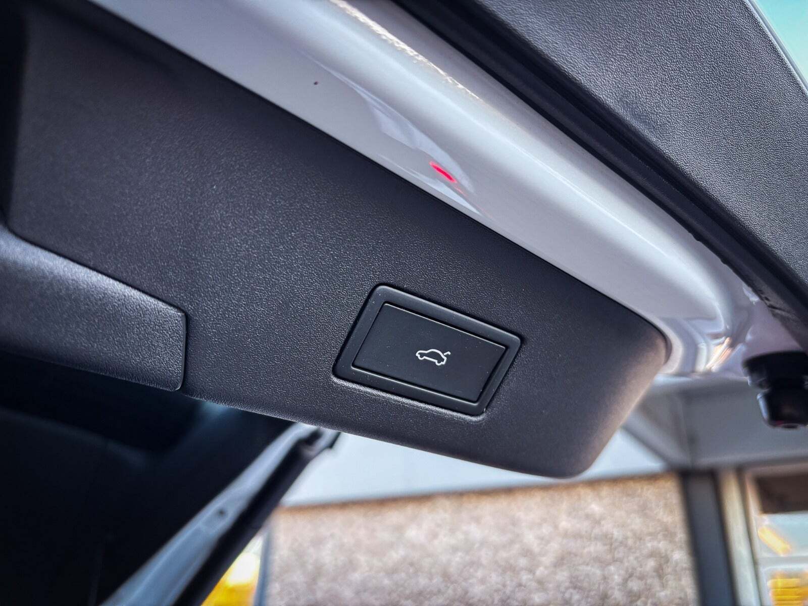 Hvid VW ID.4 fra 2025