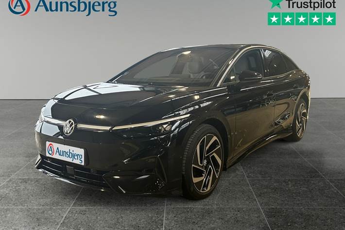 Sort VW ID.7 fra 2024 set udefra