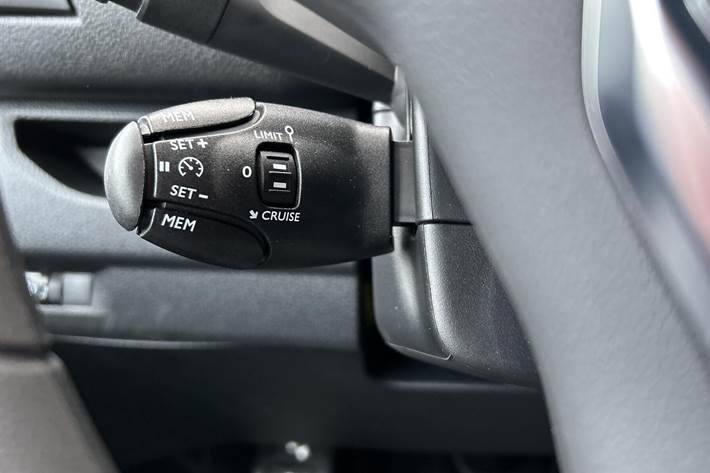 Hvid Citroën e-Jumpy fra 2024