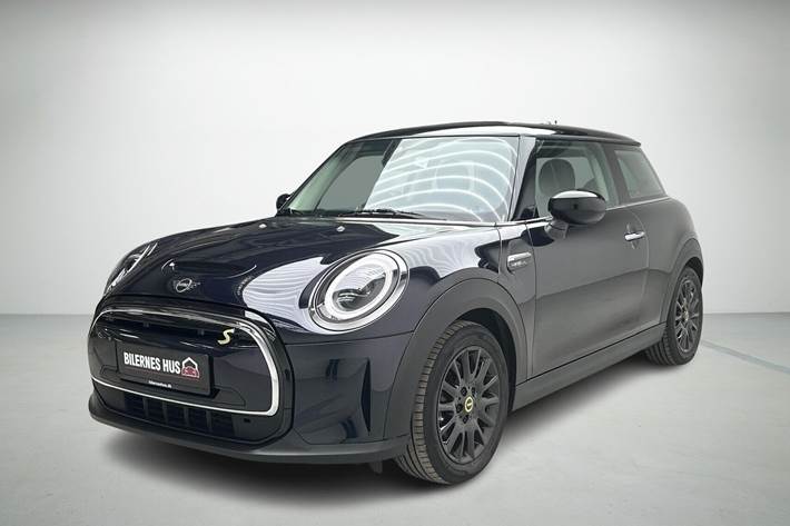 Sort Mini Cooper fra 2022 set udefra