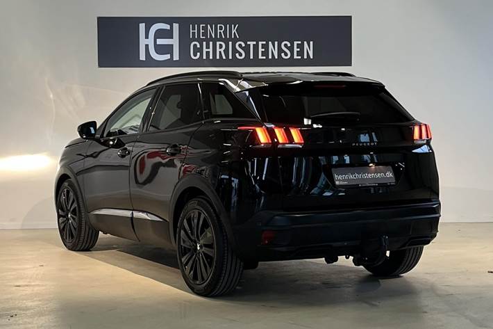 Sort Peugeot 3008 fra 2018