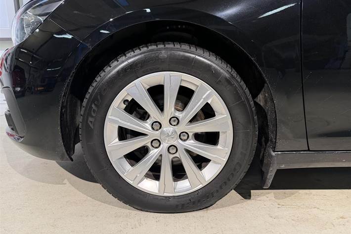 Sort Peugeot 308 fra 2019