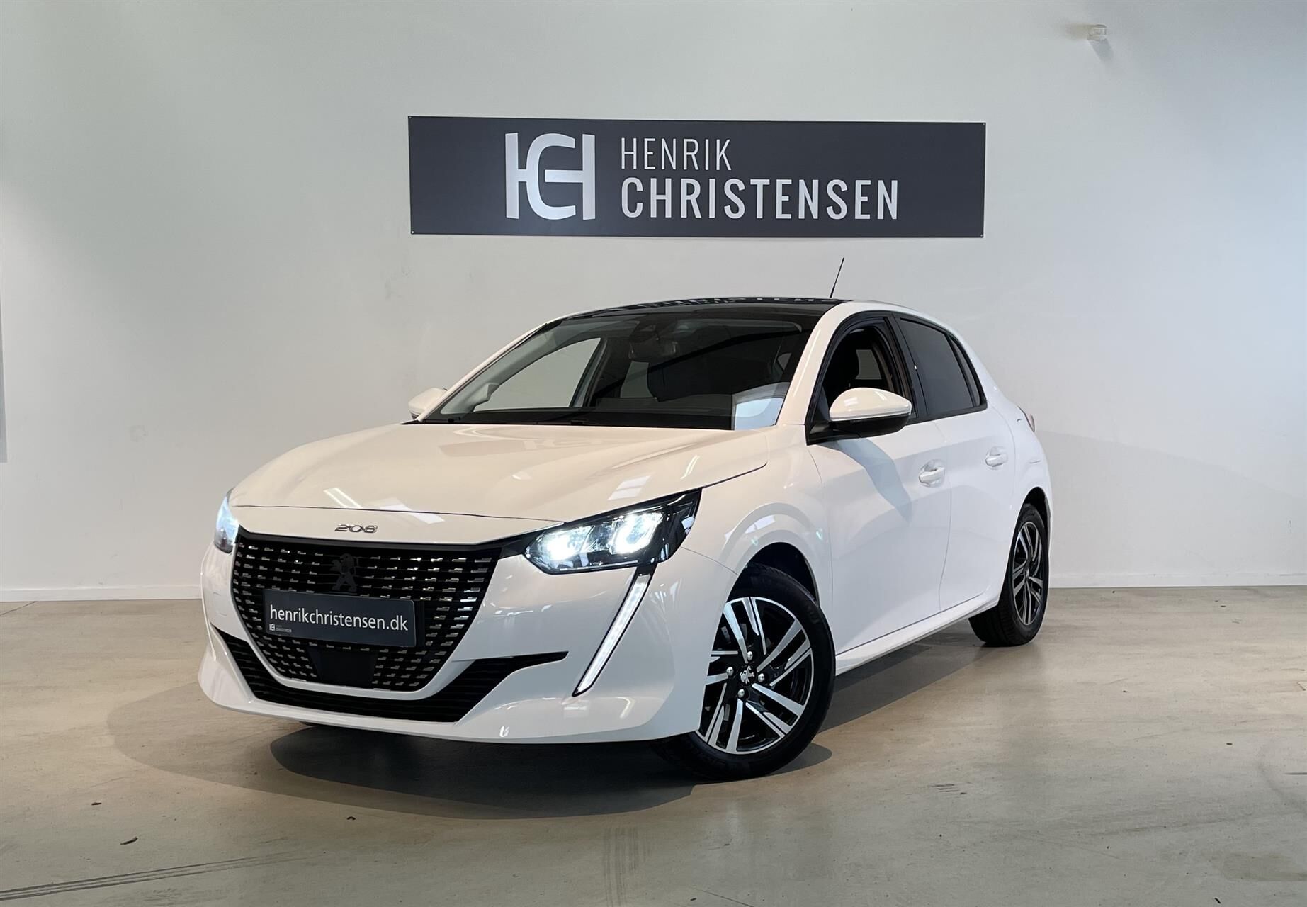 Peugeot 208 1,2 PureTech Allure Sky 100HK 5d 6g