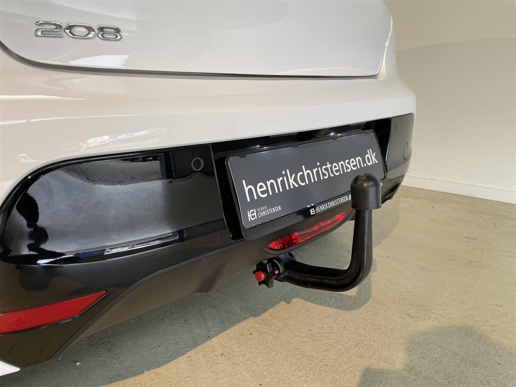 Peugeot 208 1,2 PureTech Allure Sky 100HK 5d 6g