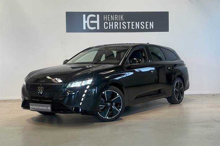 Sort Peugeot E-308 fra 2024 set udefra