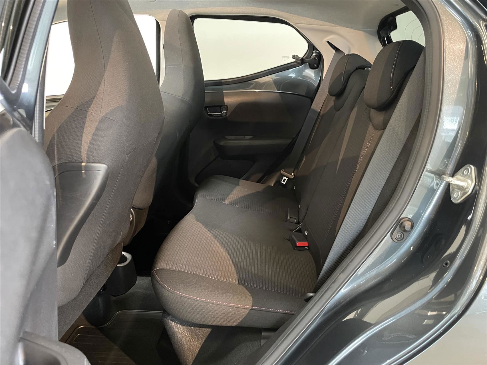 Toyota Aygo 1,0 VVT-I X-Sky Foldetag 72HK 5d