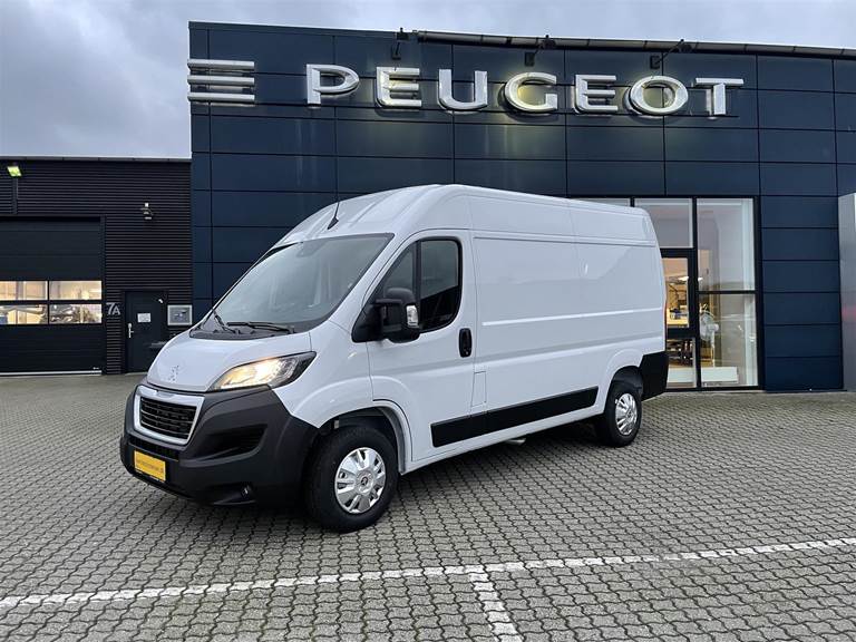 Peugeot Boxer 2,2 333 L2H2 BlueHDi Premium 140HK Van 6g