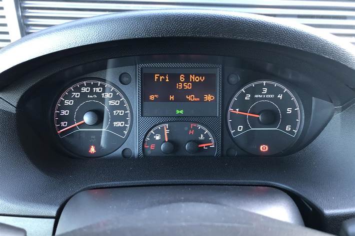 Hvid Peugeot Boxer fra 2021