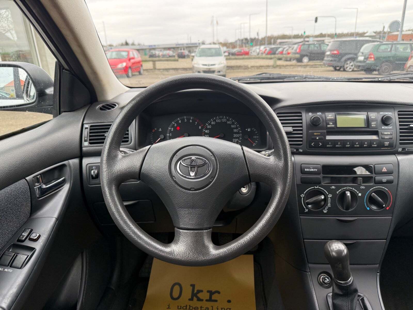 Grøn Toyota Corolla fra 2003