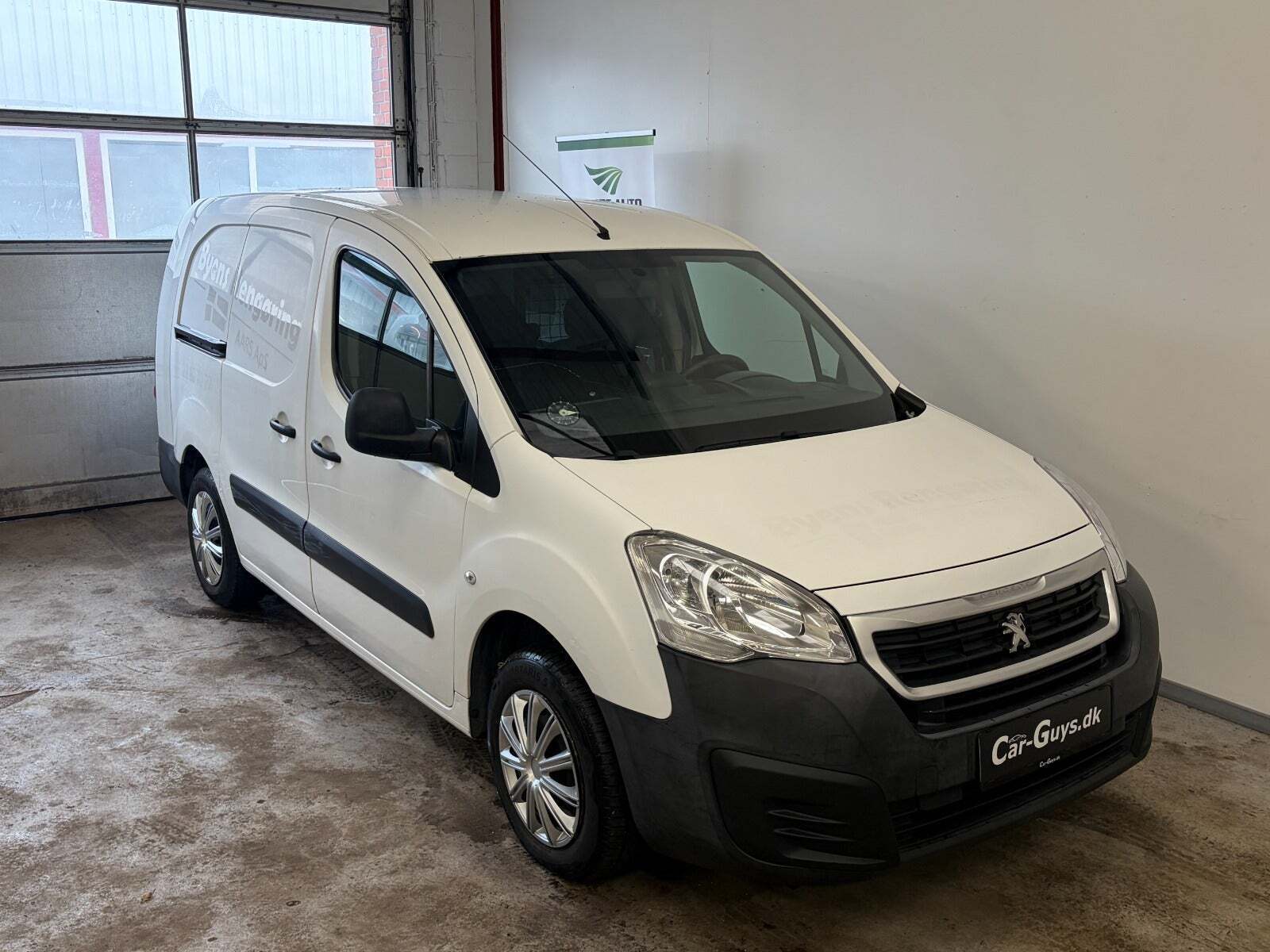 Peugeot Partner 1,6 BlueHDi 100 L2 Flex Van