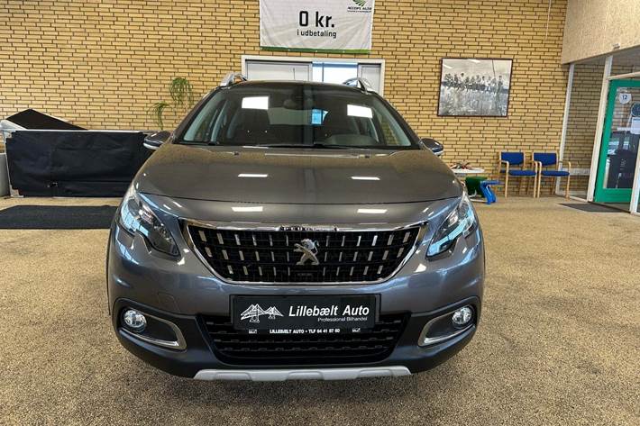 Sort Peugeot 2008 fra 2019