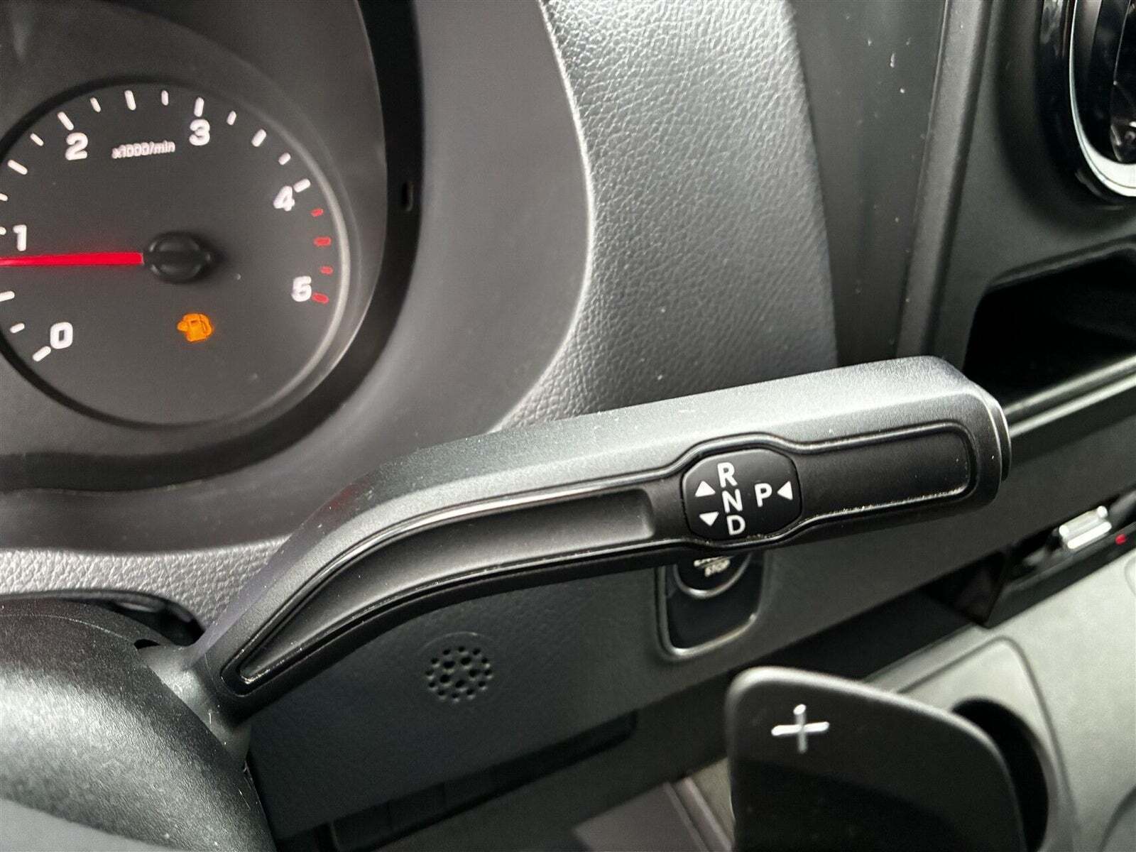 Hvid Mercedes Sprinter 315 fra 2021