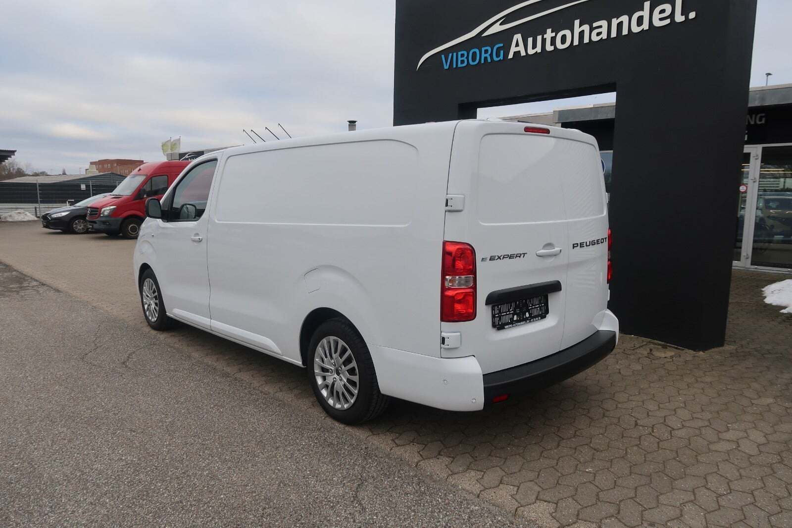 Peugeot e-Expert 75 L3 Premium Van
