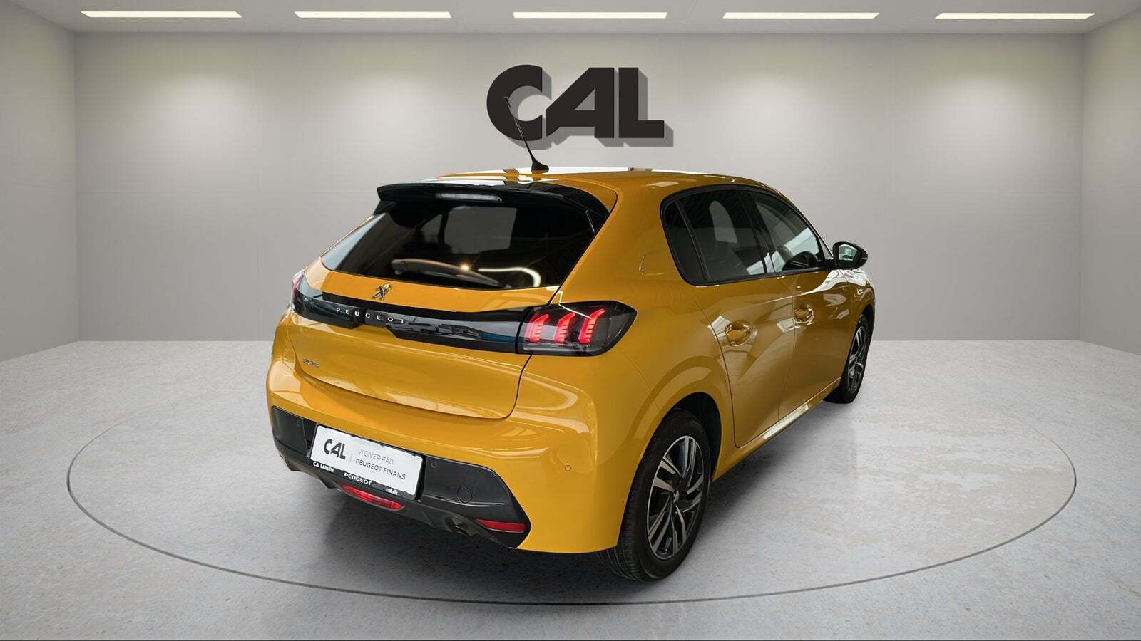 Gul Peugeot 208 fra 2023