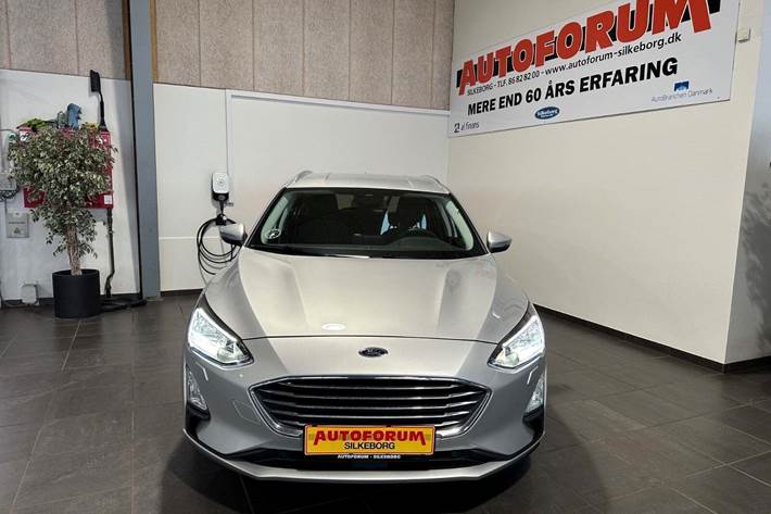 Sølv Ford Focus fra 2022