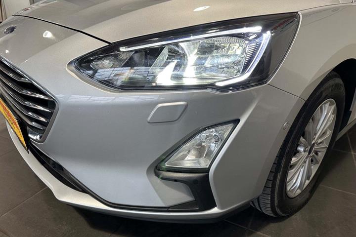 Sølv Ford Focus fra 2022