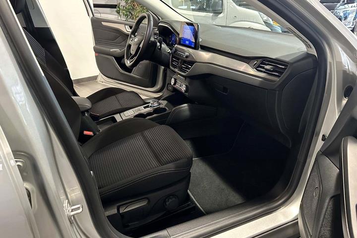 Sølv Ford Focus fra 2022