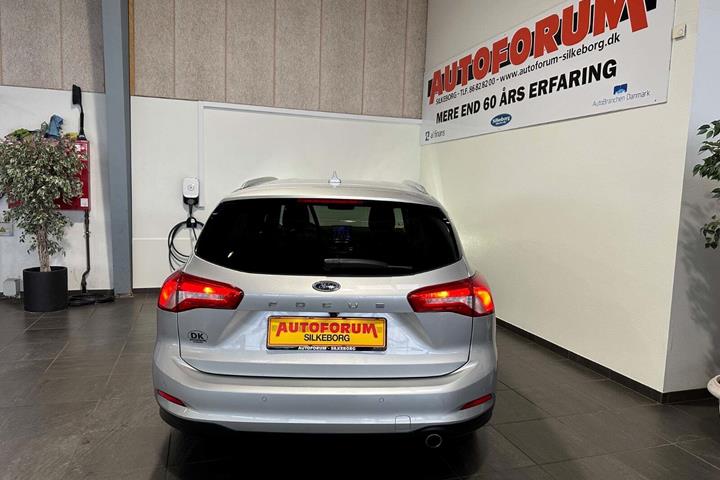 Sølv Ford Focus fra 2022