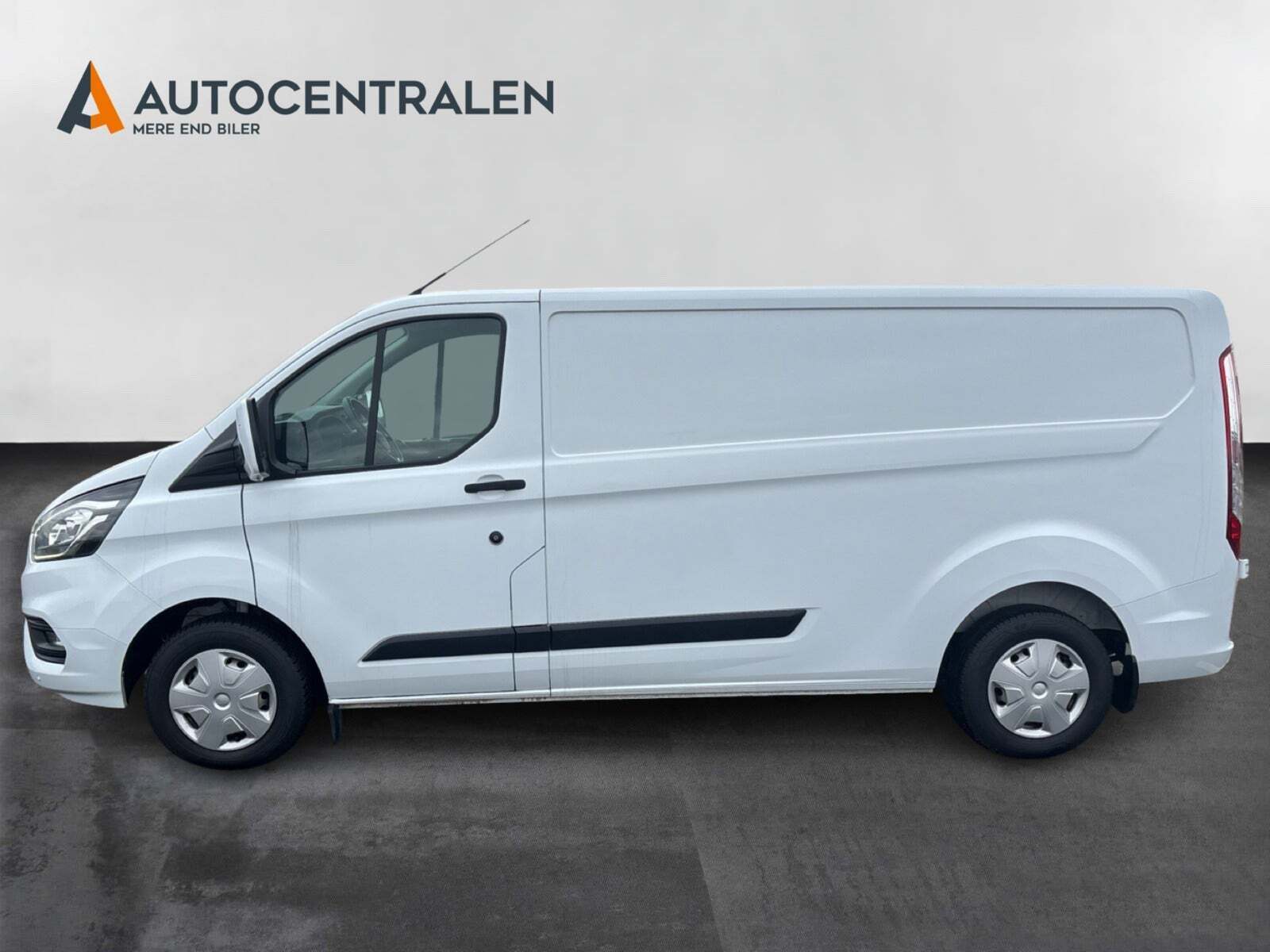 Hvid Ford Transit Custom 300L fra 2022