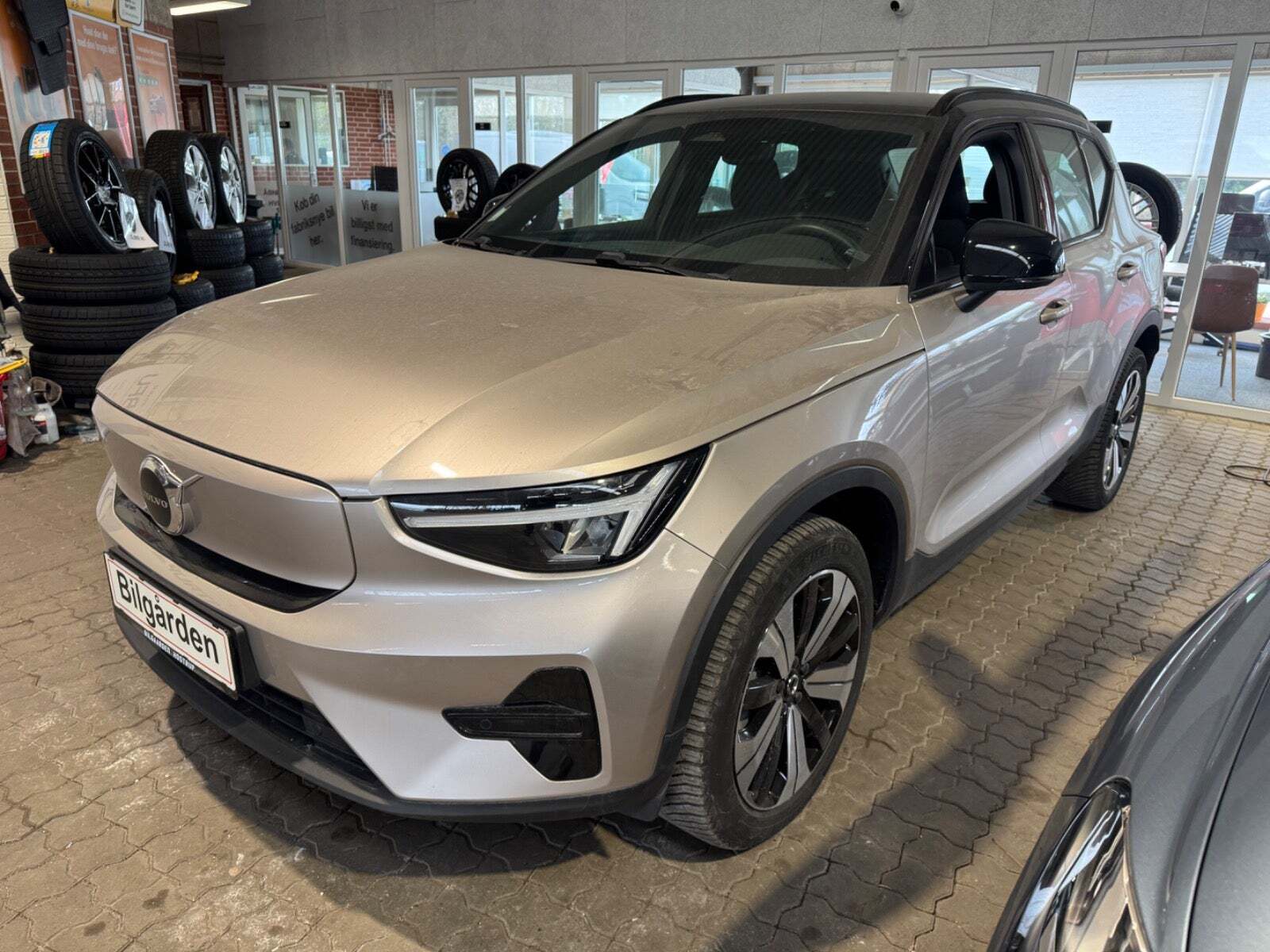 Volvo XC40 ReCharge Start