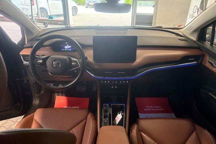 Sort Skoda Enyaq fra 2023