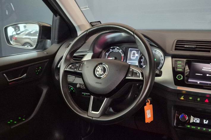 Sort Skoda Fabia fra 2019