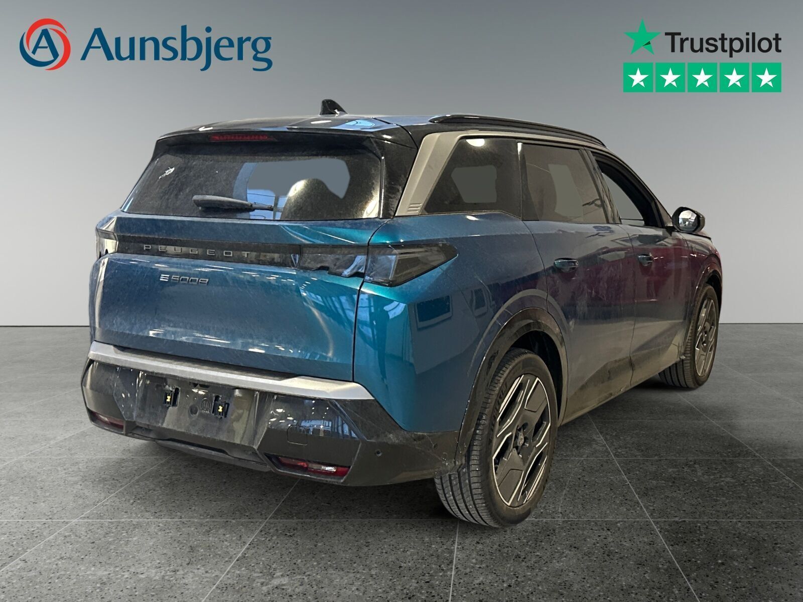 Peugeot e-5008 77 GT 7prs