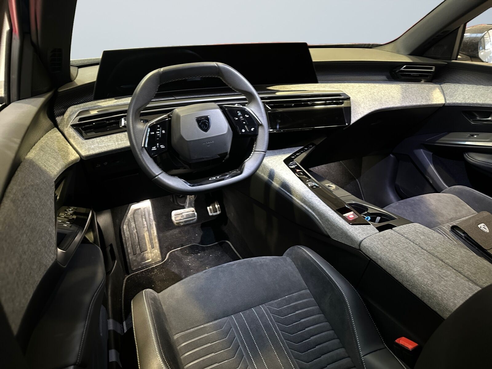 Peugeot e-5008 77 GT 7prs