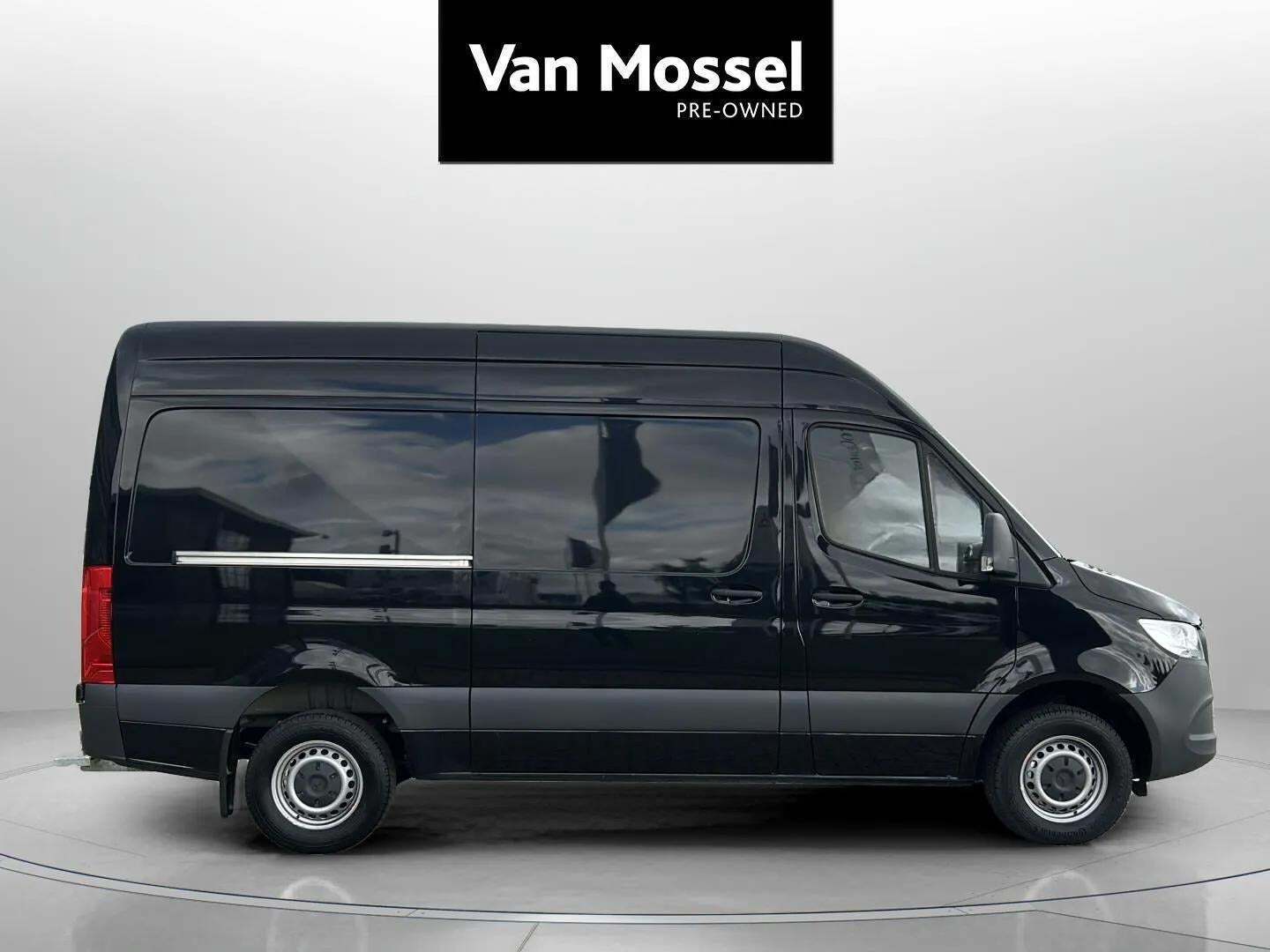 Mercedes Sprinter 319 2,0 CDi A2 Kassevogn aut. RWD