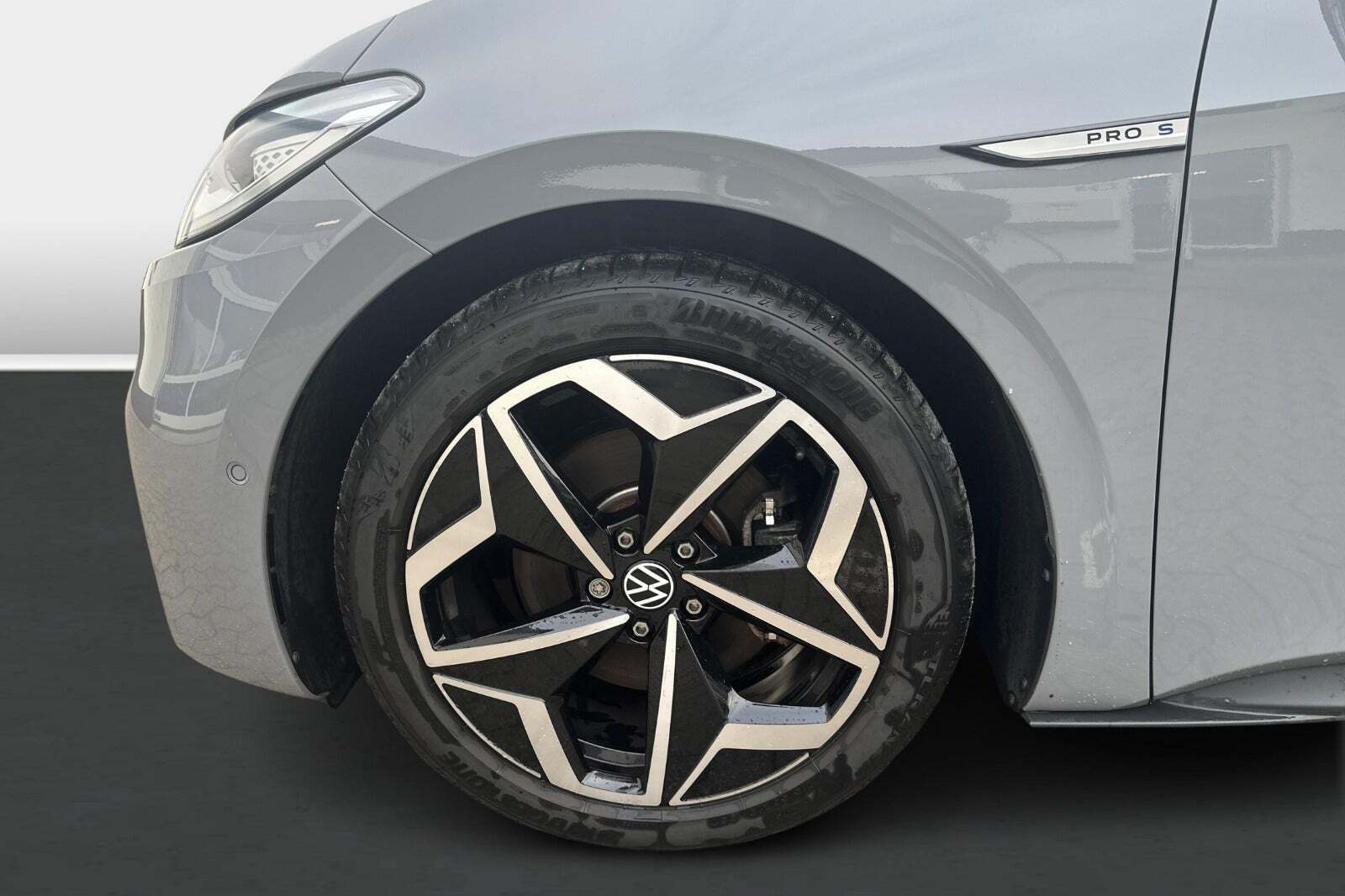 Grå VW ID.3 fra 2023