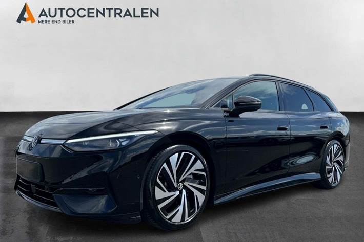 Sort VW ID.7 fra 2025 set udefra